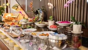 nhung-khach-san-quy-nhon-co-buffet-sang-ngon-voi-gia-thanh-re-xaviahotelquynhon