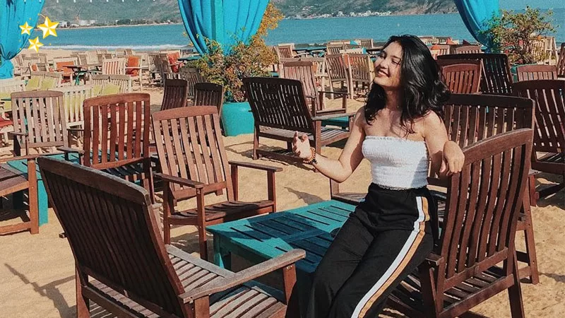 nhung-quan-cafe-song-ao-tai-quy-nhon-dep-ngat-ngay-xaviahotelquynhon